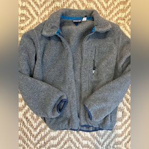 Vtg patagonia grey jacket.